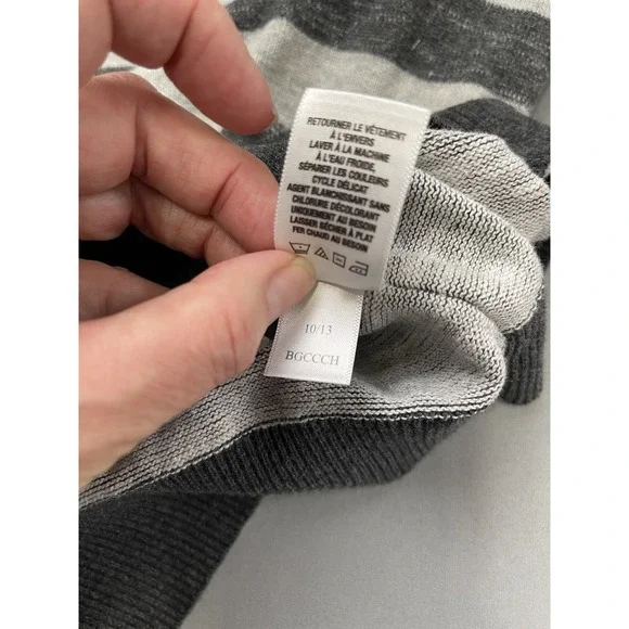 Aeropostale Women Sweater Small Gray Striped Emo Scene Y2K Goth Grunge Crew Neck - Picture 8 of 10